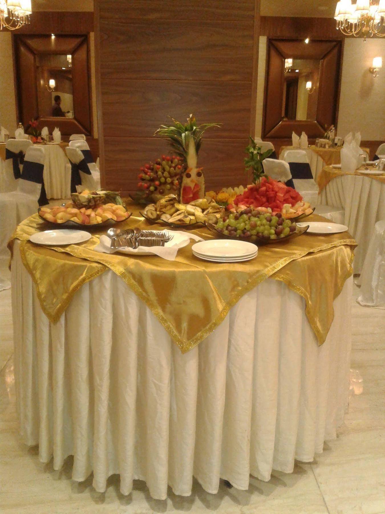 Hotel Pine Spring Wazir Bagh Srīnagar Dış mekan fotoğraf